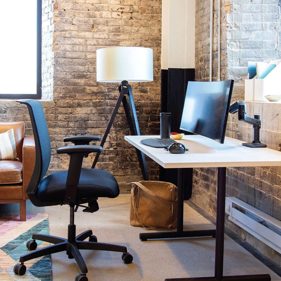 Ergotron LX Monitor Desk Mount (Black) for Screens up to 34 Inch (Premium Monitor Arm with Patented Constant Force Technology for Effortless Positioning up to 11.3 kg)